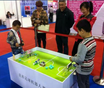 競(jìng)彩足球機(jī)器人